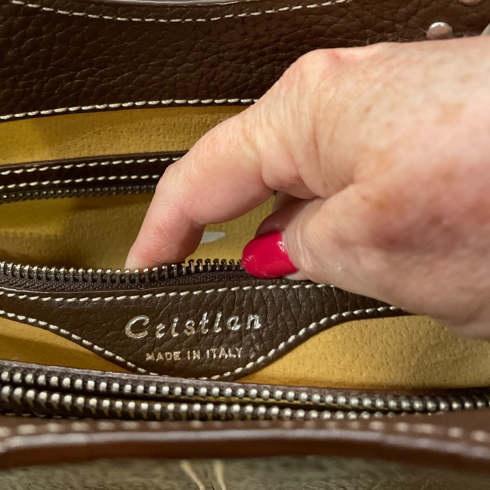 Chic Brown Leather Satchel - Picture 9 of 9